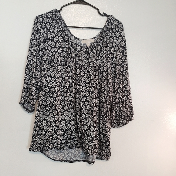 Michael Kors Tops - Michael Kors soft black white floral top